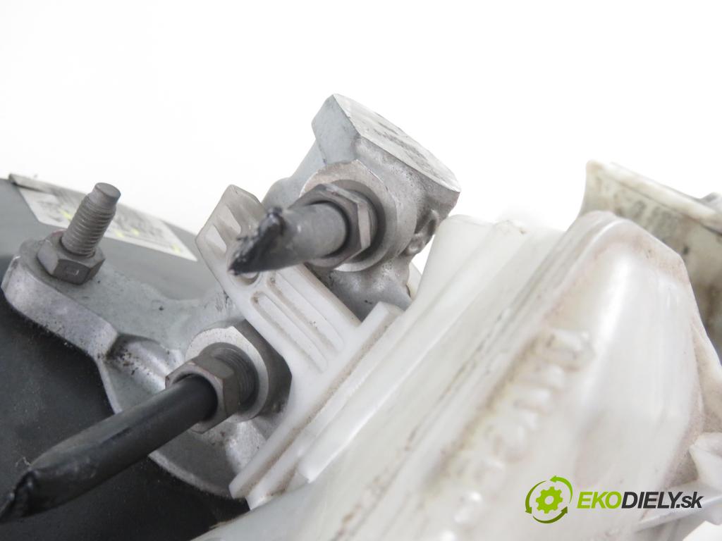 CITROEN C4 II (B7) HB 2011 88,00 1.6 VTi 120 - 5FS (EP6C) 1598,00 Posilovač 9674747580 ; 0204054560 (Servočerpadlá, pumpy riadenia)