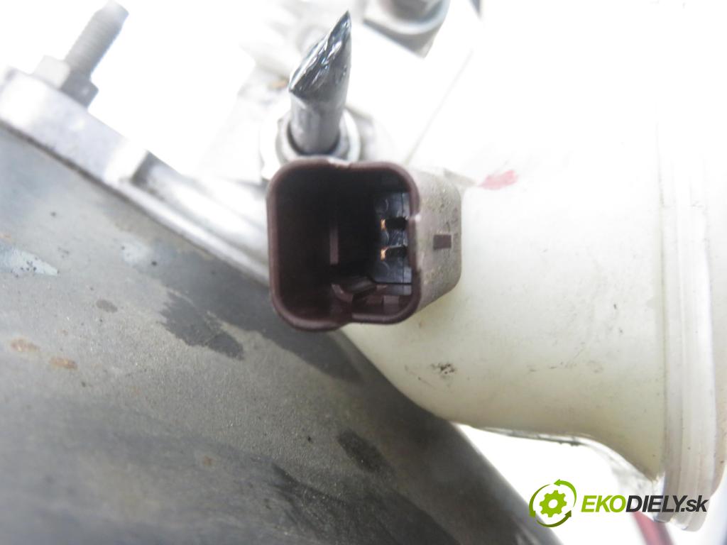 CITROEN C4 II (B7) HB 2011 88,00 1.6 VTi 120 - 5FS (EP6C) 1598,00 Posilovač 9674747580 ; 0204054560 (Servočerpadlá, pumpy riadenia)