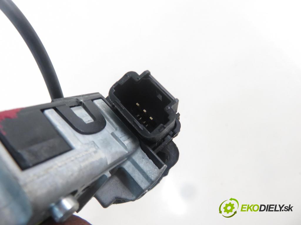 CITROEN C4 CACTUS CROSSOVER 2018 81,00 1.2 THP 110 - HNZ (EB2DT) 1199,00 spinačka 36454600 ; 9663123380 (Spínacie skrinky a kľúče)