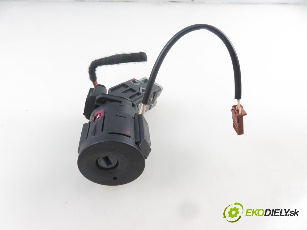 CITROEN C4 CACTUS CROSSOVER 2018 81,00 1.2 THP 110 - HNZ (EB2DT) 1199,00 spinačka 36454600 ; 9663123380 (Spínacie skrinky a kľúče)