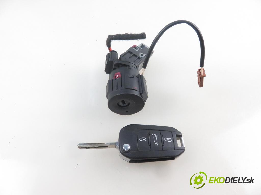 CITROEN C4 CACTUS CROSSOVER 2018 81,00 1.2 THP 110 - HNZ (EB2DT) 1199,00 spinačka 36454600 ; 9663123380 (Spínacie skrinky a kľúče)