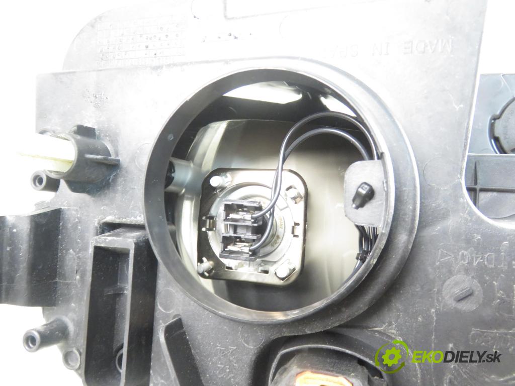 CITROEN C4 CACTUS CROSSOVER 2018 81,00 1.2 THP 110 - HNZ (EB2DT) 1199,00 světlo PP 9821349680