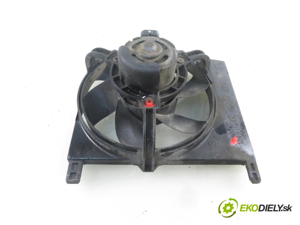 SMART FORTWO Coupe (450) HB 2004 37,00 0.7 (450.330) 50 - M 160.920 698,00 ventilátor intercoolera 0003127V010 (Chladiče nasávaného vzduchu (intercoolery))