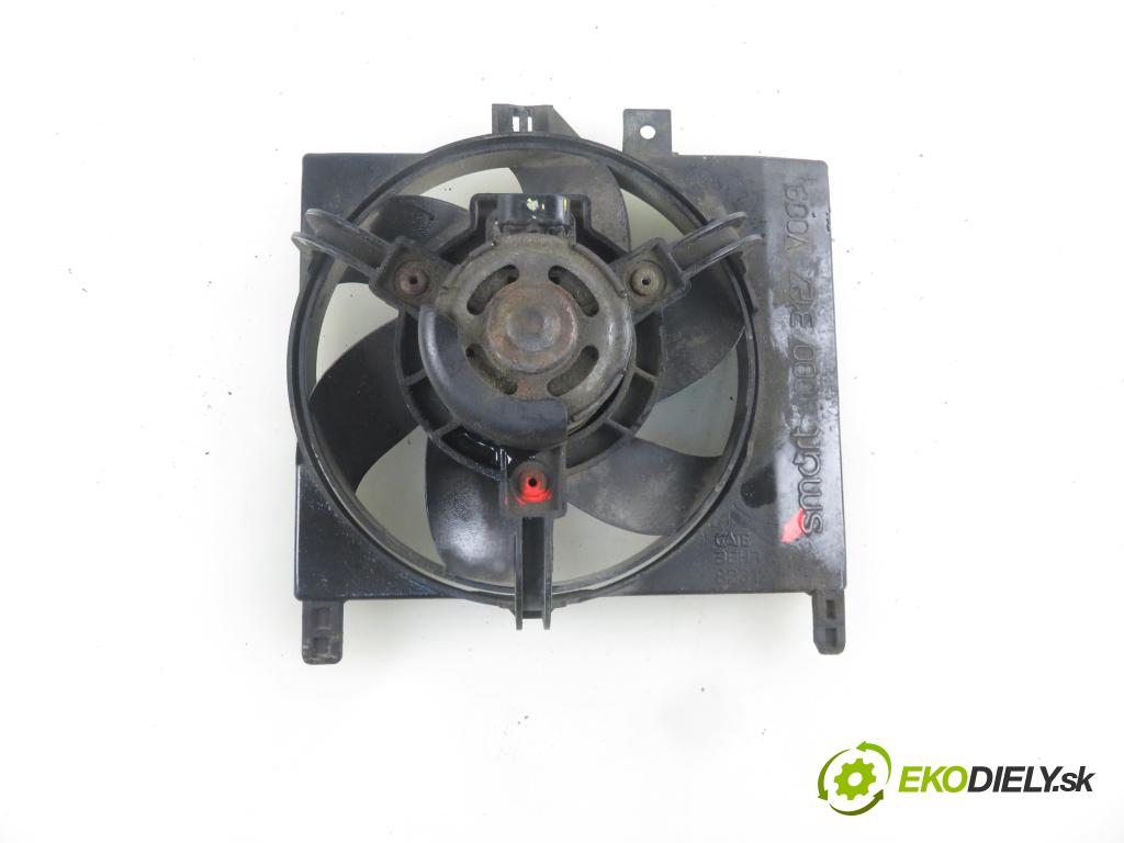 SMART FORTWO Coupe (450) HB 2004 37,00 0.7 (450.330) 50 - M 160.920 698,00 ventilátor intercoolera 0003127V010 (Chladiče nasávaného vzduchu (intercoolery))