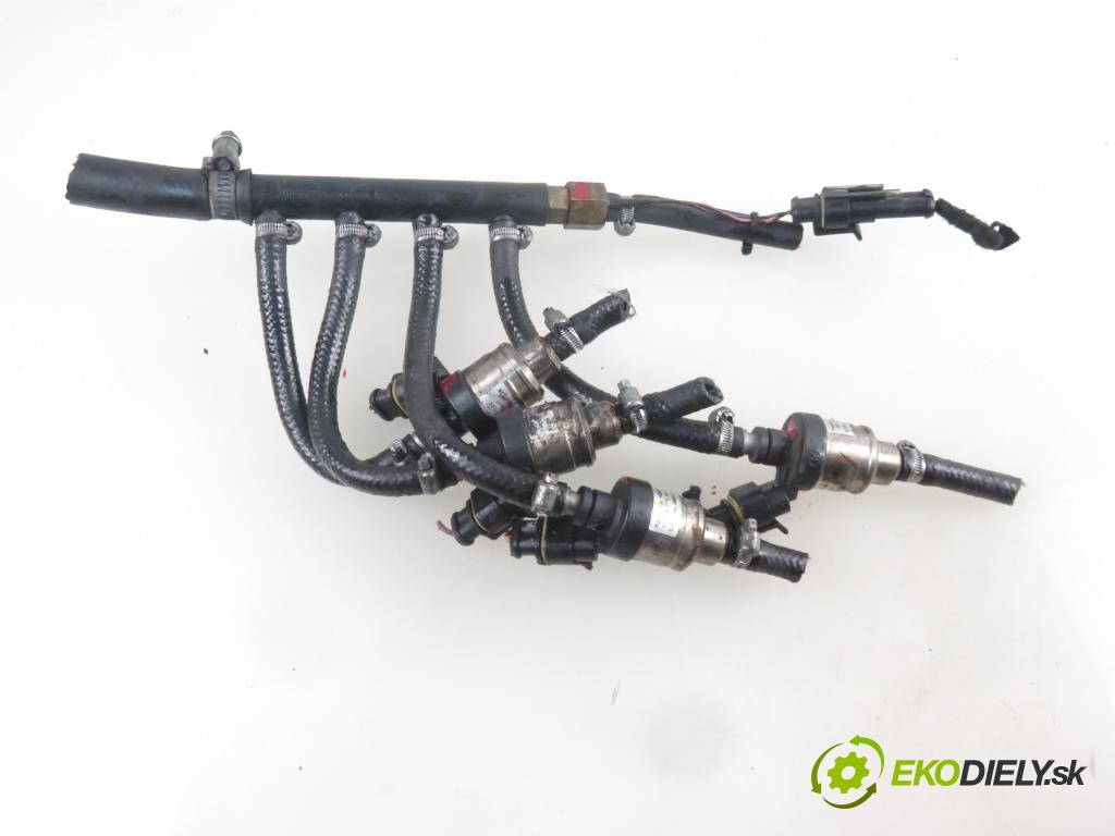 HONDA ACCORD VI (CK, CG, CH, CF8) LIFTBACK 2001 100,00 1.8 i (CG8) - F18B2 1850,00 Lišta vstrekovacia LPG 67R010213