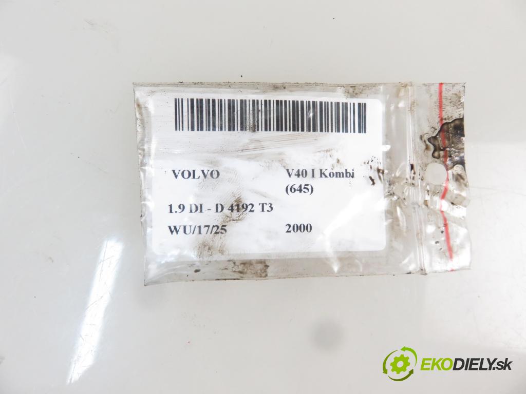 VOLVO V40 Kombi (645) KOMBI 2000 85,00 1.9 DI 116 - D 4192 T3 1870,00 vstrekovač 0445110021 ; 7700111014 (Vstrekovače)