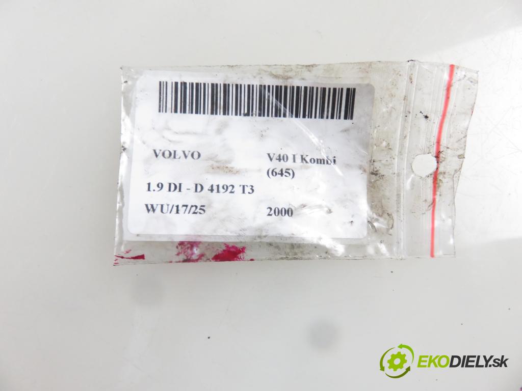 VOLVO V40 Kombi (645) KOMBI 2000 85,00 1.9 DI 116 - D 4192 T3 1870,00 vstrekovač 0445110021 ; 7700111014 (Vstrekovače)