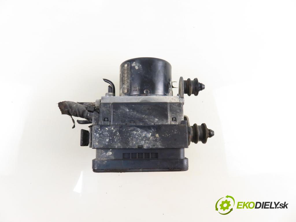 VW GOLF V (1K1) HB 2003 77,00 1.9 TDI - BXE 1896,00 Pumpa ABS 1K0907379K ; 10096003483 (Pumpy ABS)