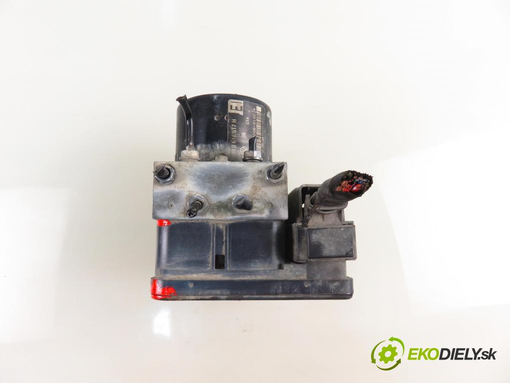 VW GOLF V (1K1) HB 2003 77,00 1.9 TDI - BXE 1896,00 Pumpa ABS 1K0907379K ; 10096003483 (Pumpy ABS)