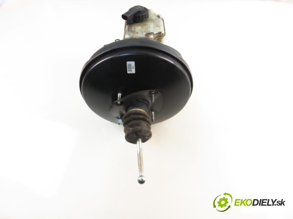 VW GOLF V (1K1) HB 2003 77,00 1.9 TDI - BXE 1896,00 Posilovač 1K1614105AJ ; 0201051068 (Servočerpadlá, pumpy riadenia)