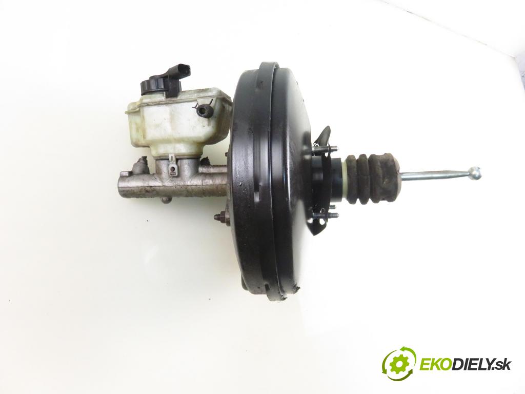 VW GOLF V (1K1) HB 2003 77,00 1.9 TDI - BXE 1896,00 Posilovač 1K1614105AJ ; 0201051068 (Servočerpadlá, pumpy riadenia)