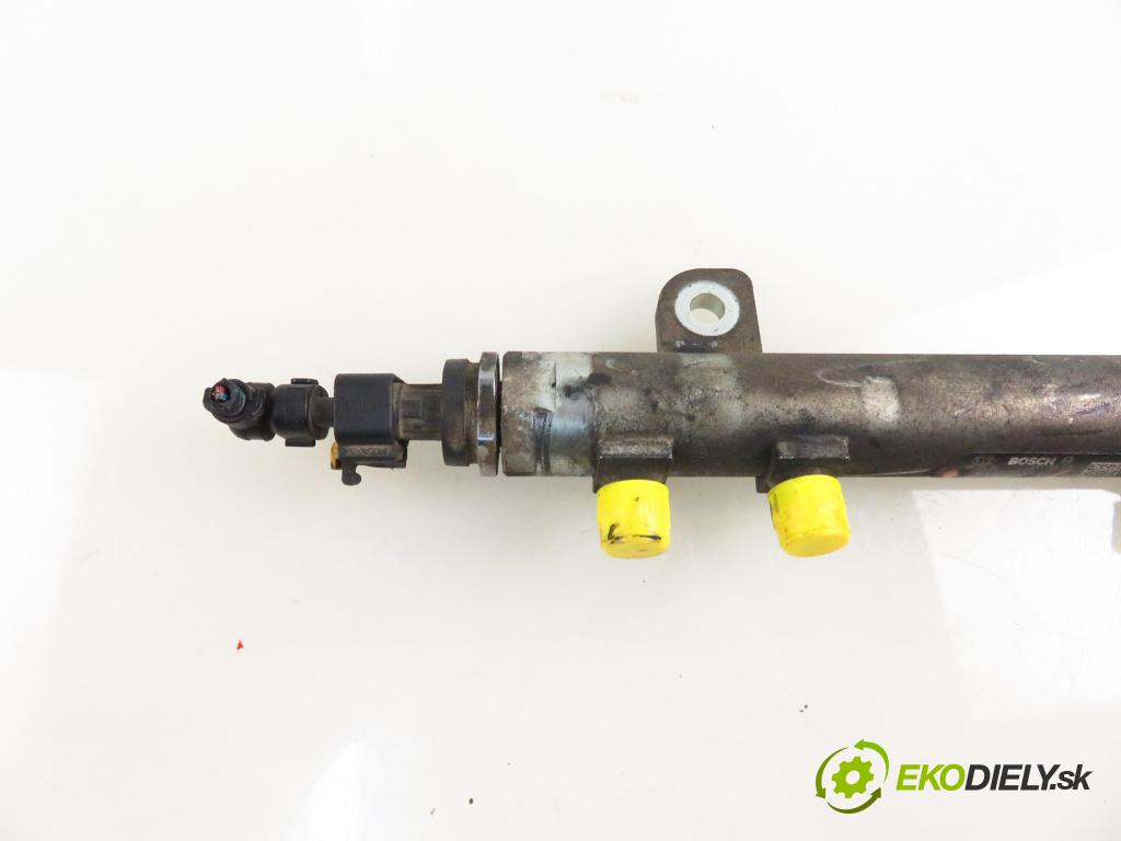 OPEL CORSA D (S07) HB 2010 70,00 1.3 CDTI - A 13 DTE 1248,00 Lišta vstrekovacia 0445214214 ; 55567372 ; 0281002903 (Vstrekovacie lišty)