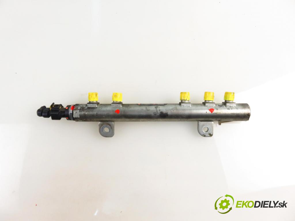 OPEL CORSA D (S07) HB 2010 70,00 1.3 CDTI - A 13 DTE 1248,00 Lišta vstrekovacia 0445214214 ; 55567372 ; 0281002903 (Vstrekovacie lišty)