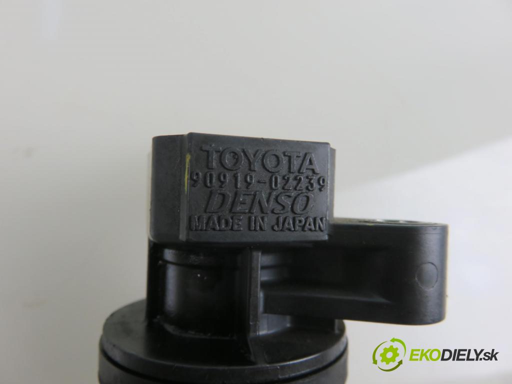 TOYOTA YARIS (_P9_) HB 2007 51,00 1.0 VVT-i (KSP90_) - 1KR-FE 998,00 cívka zapalovací 9091902239