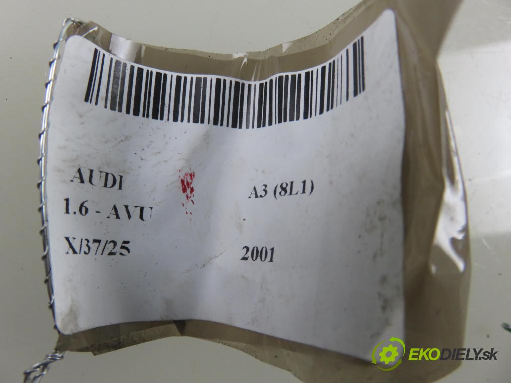 AUDI A3 (8L1) HB 2001 75,00 1.6 - AVU 1595,00 motorek sťahovaní oken PP 8L4959802C