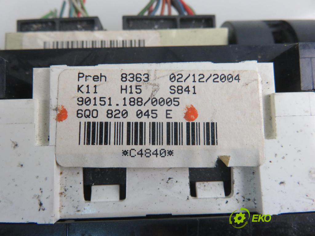 VW POLO (9N_) HB 2005 47,00 1.2 12V - BME 1198,00 Panel kúrenia KLIMATIZACE: 6Q0820045E