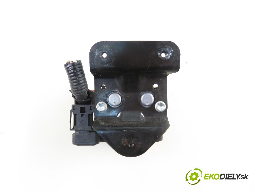 TOYOTA YARIS (_P9_) HB 2008 51,00 1.0 VVT-i (KSP90_) - 1KR-FE 998,00 Pumpa ABS 895410D040 ; 06210907463 ; 445100D031 (Pumpy ABS)