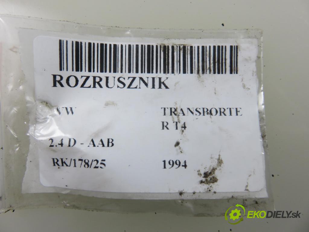 VW TRANSPORTER IV Autobus (70XB, 70XC, 7DB, 7DW, 7DK) BUS 1994 57,00 2.4 D 78 2370,00 Štartér  (Štartéry)