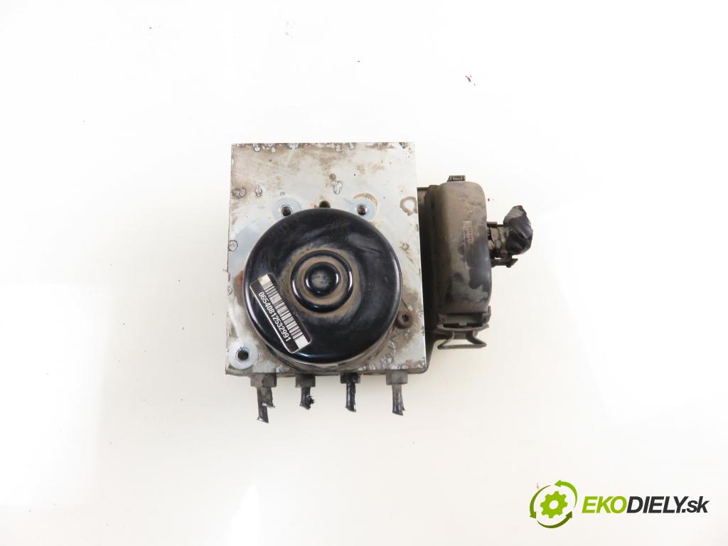 VW GOLF IV (1J1) HB 1999 74,00 1.9 TDI 4motion - ATD 1896,00 Pumpa ABS 1J0907379AB ; 10094703143 (Pumpy ABS)