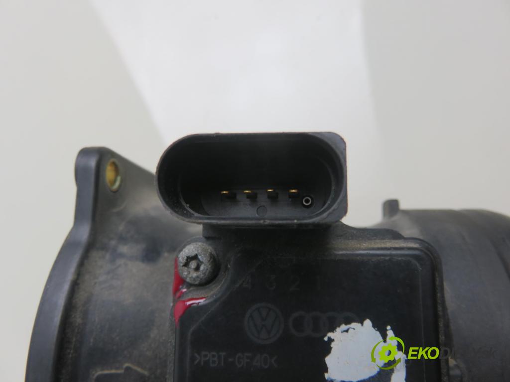 AUDI A3 (8L1) HB 2001 75,00 1.6 - AVU 1595,00 váha vzduchu vzduchu AFH6010C ; 06A906461B