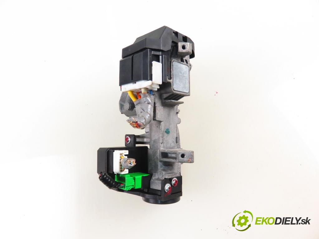 HONDA ACCORD VIII (CU) SEDAN 2009 110,00 2.2 i-DTEC (CU3) - N22B1 2199,00 spinačka 39730TL0G0 (Spínacie skrinky a kľúče)