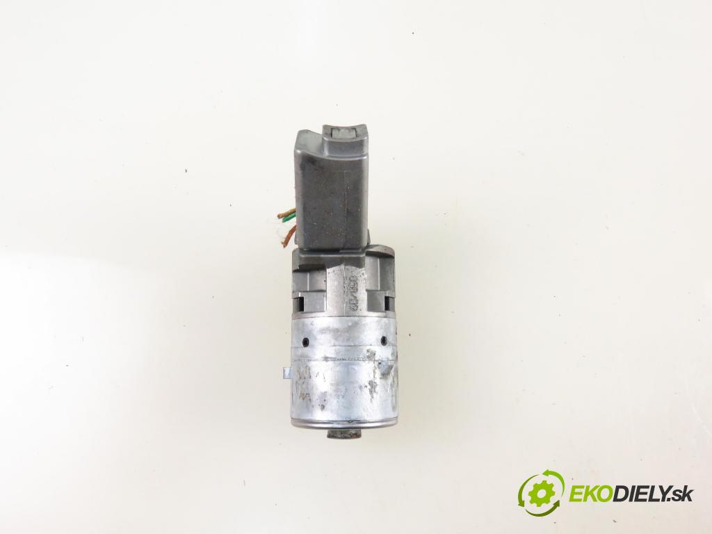 CITROEN C5 III Break (RW_) KOMBI 2009 103,00 2.0 HDi 140 - RHF (DW10BTED4) 1997,00 spinačka 36410600 (Spínacie skrinky a kľúče)