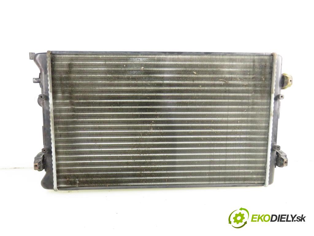 AUDI A3 (8L1) HB 2001 75,00 1.6 - AVU 1595,00 chladič vody 652011