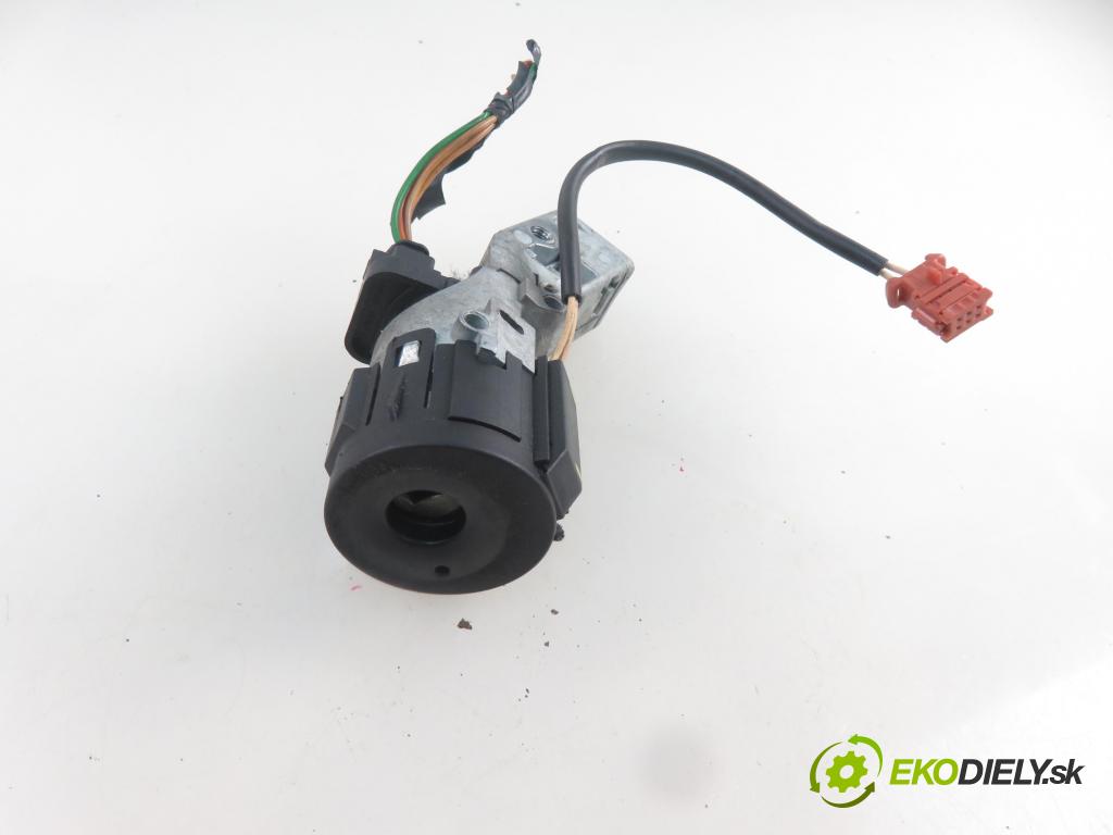 CITROEN C2 (JM_) HB 2007 44,00 1.1 - HFX (TU1JP) 1124,00 spinačka N0502455 ; 9663123280 (Spínacie skrinky a kľúče)