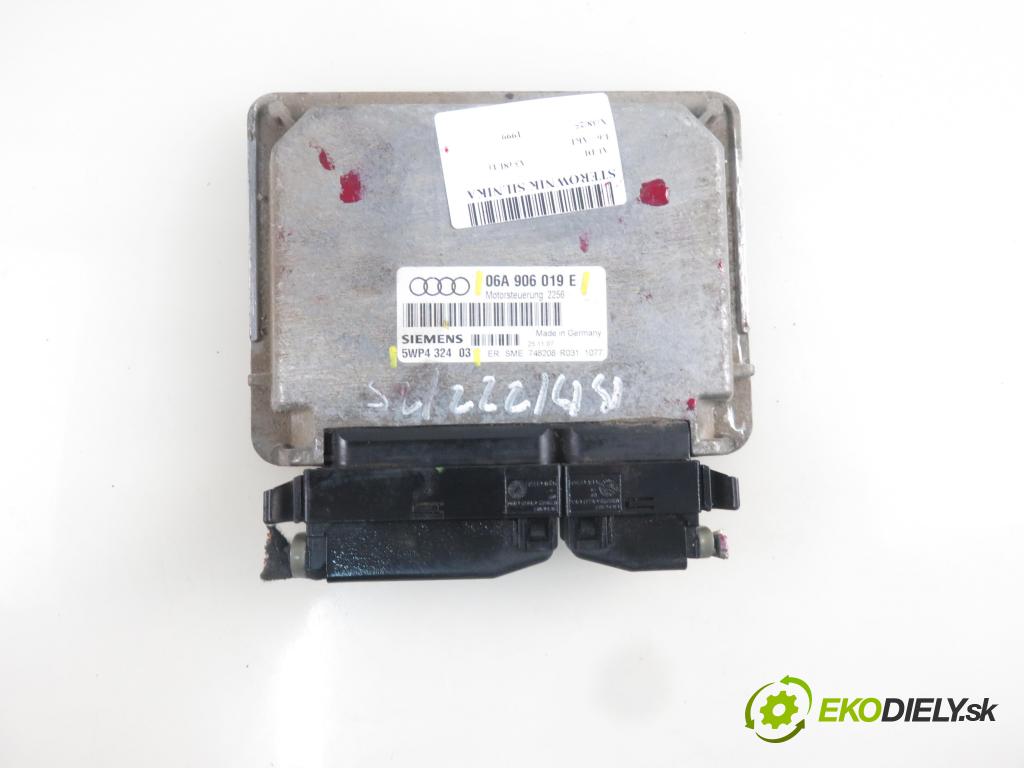 AUDI A3 (8L1) HB 1999 74,00 1.6 - AKL 1595,00 Riadiaca jednotka Motor 06A906019E ; 5WP432403