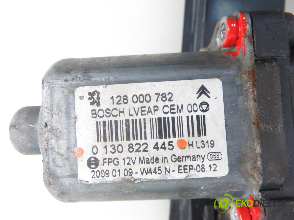 CITROEN C5 III Break (RW_) KOMBI 2009 103,00 2.0 HDi 140 - RHF (DW10BTED4) 1997,00 Mechanizmus okien 0130822445