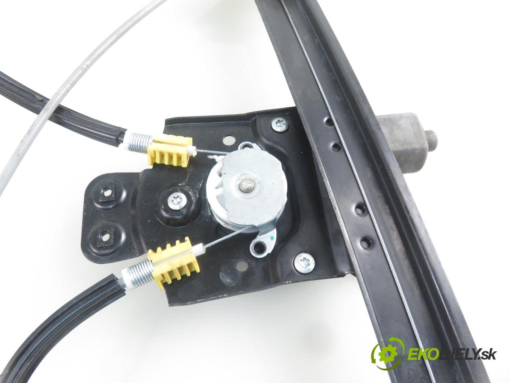 CITROEN C5 III Break (RW_) KOMBI 2009 103,00 2.0 HDi 140 - RHF (DW10BTED4) 1997,00 Mechanizmus okien 0130822445