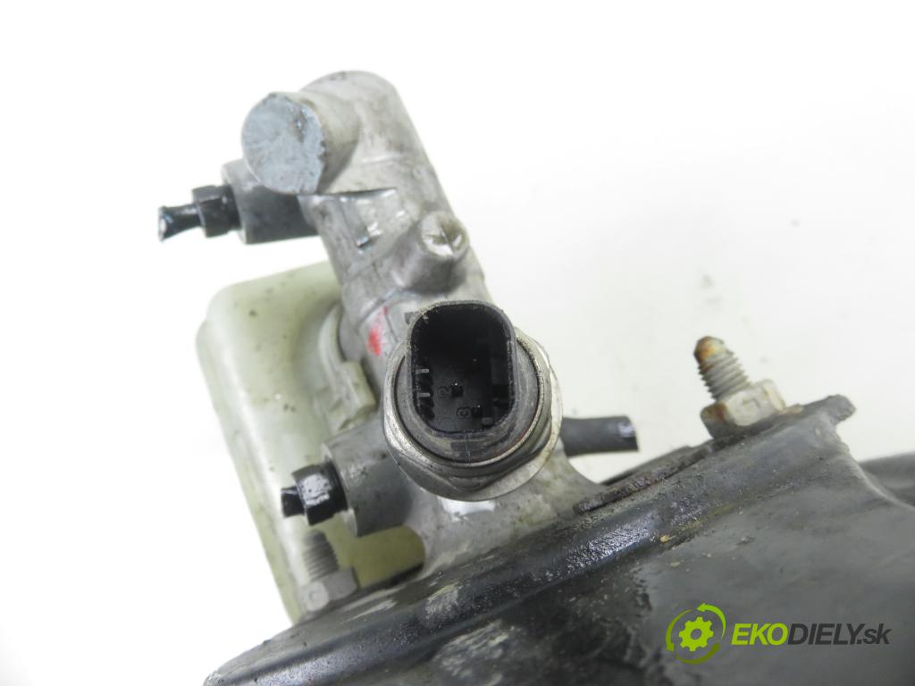 AUDI A3 (8L1) HB 2001 75,00 1.6 - AVU 1595,00 Posilovač 1J1614105R ; 03786206044 (Servočerpadlá, pumpy riadenia)