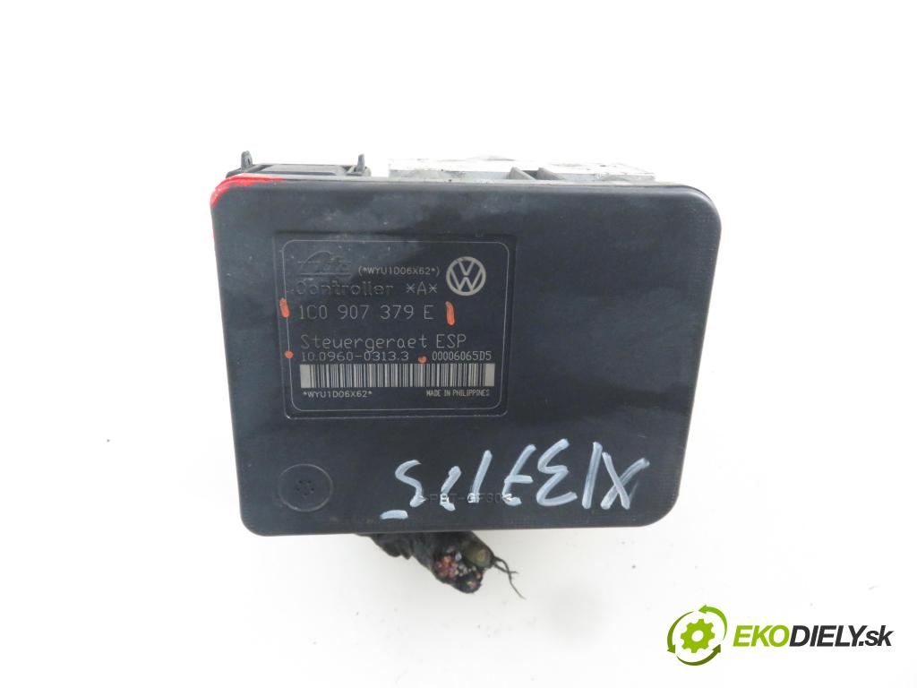 AUDI A3 (8L1) HB 2001 75,00 1.6 - AVU 1595,00 Pumpa ABS 1C0907379E ; 10096003133 ; 1J0614517E (Pumpy ABS)