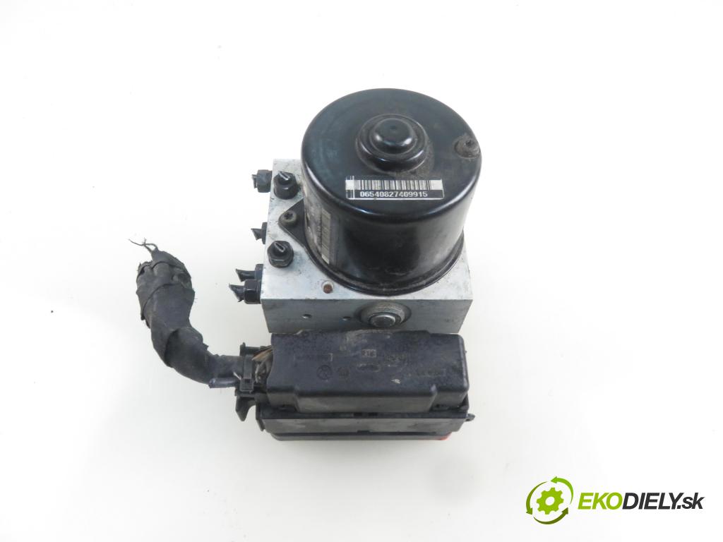 AUDI A3 (8L1) HB 2001 75,00 1.6 - AVU 1595,00 Pumpa ABS 1C0907379E ; 10096003133 ; 1J0614517E (Pumpy ABS)