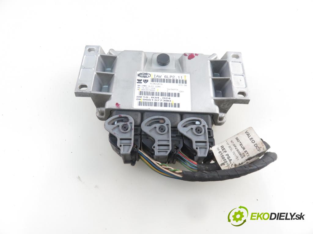 PEUGEOT 1007 (KM_) HB 2006 65,00 1.4 16V - KFU (ET3J4) 1360,00 Riadiaca jednotka Motor 9661377380 ; IAW6LP211 ; 9653979480