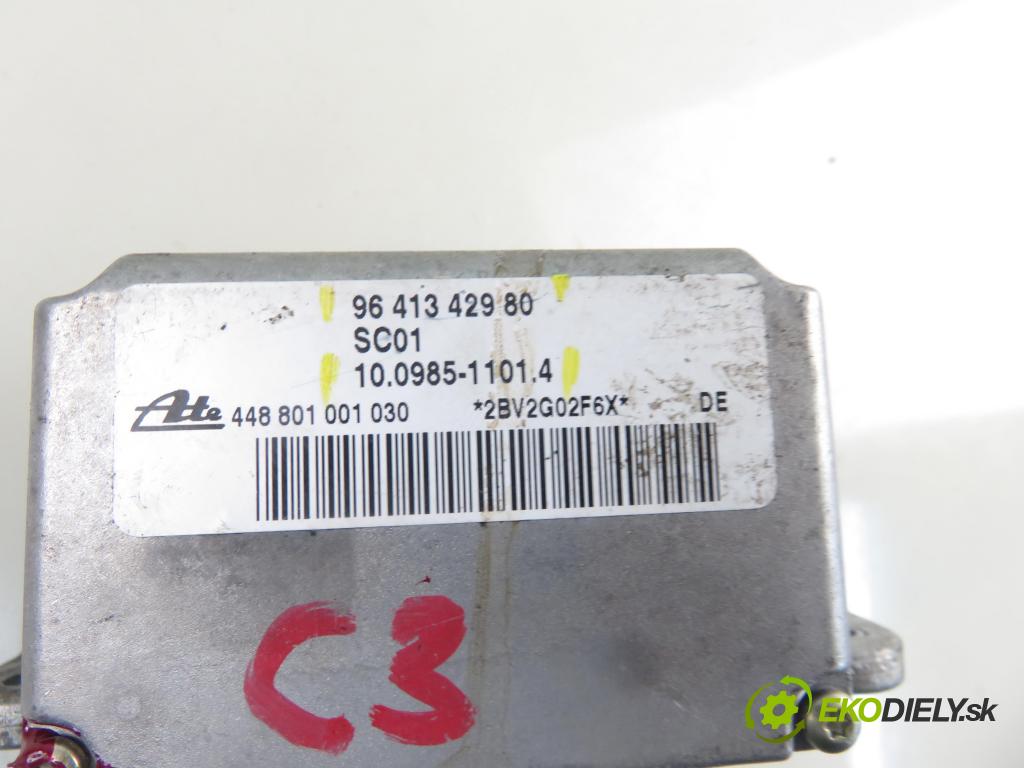 PEUGEOT 1007 (KM_) HB 2006 65,00 1.4 16V - KFU (ET3J4) 1360,00 snímač ESP 9641342980 ; 10098511014