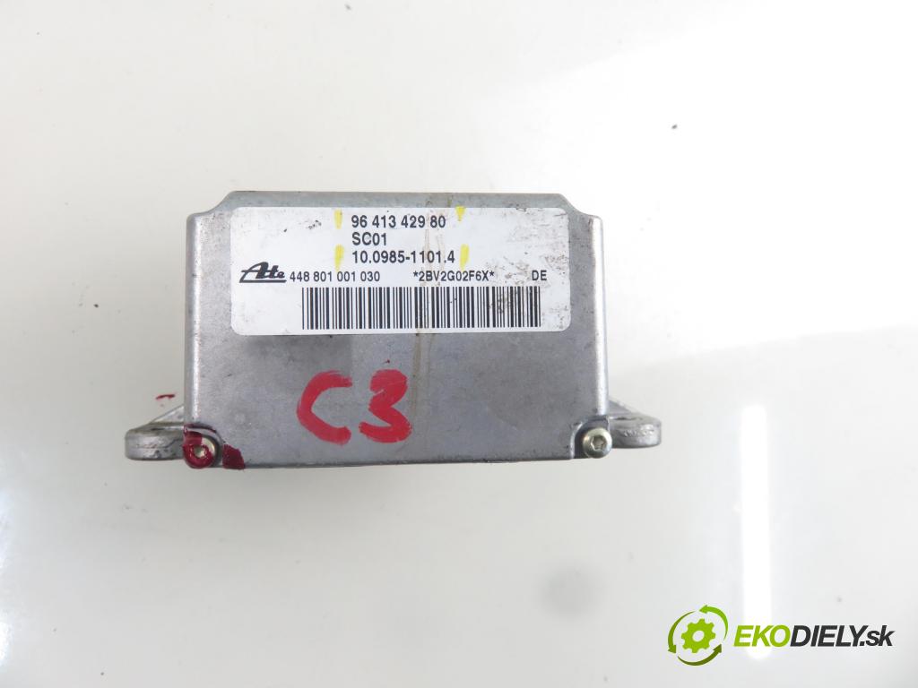 PEUGEOT 1007 (KM_) HB 2006 65,00 1.4 16V - KFU (ET3J4) 1360,00 snímač ESP 9641342980 ; 10098511014