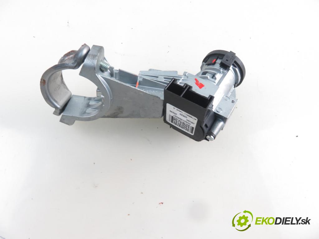 IVECO DAILY VI Furgon FURGON 2020 100,00 3.0 NaturalPower 136 - F1CFA401C 2998,00 spinačka 01098401 (Spínacie skrinky a kľúče)