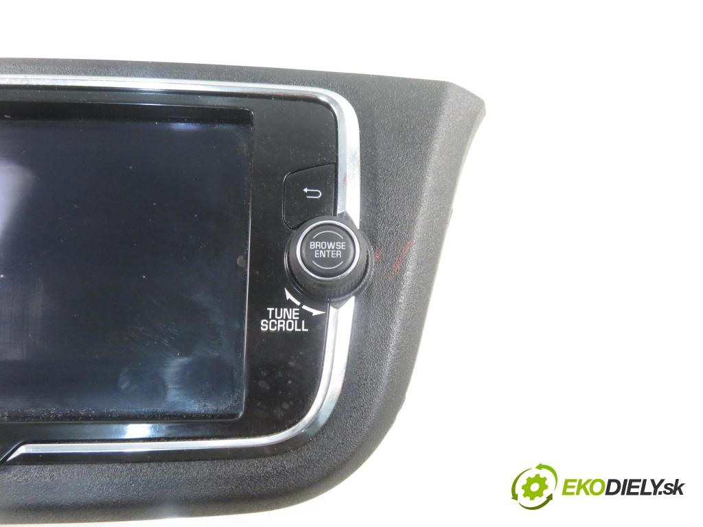 IVECO DAILY VI Furgon FURGON 2020 100,00 3.0 NaturalPower 136 - F1CFA401C 2998,00 RADIO 5802243444
