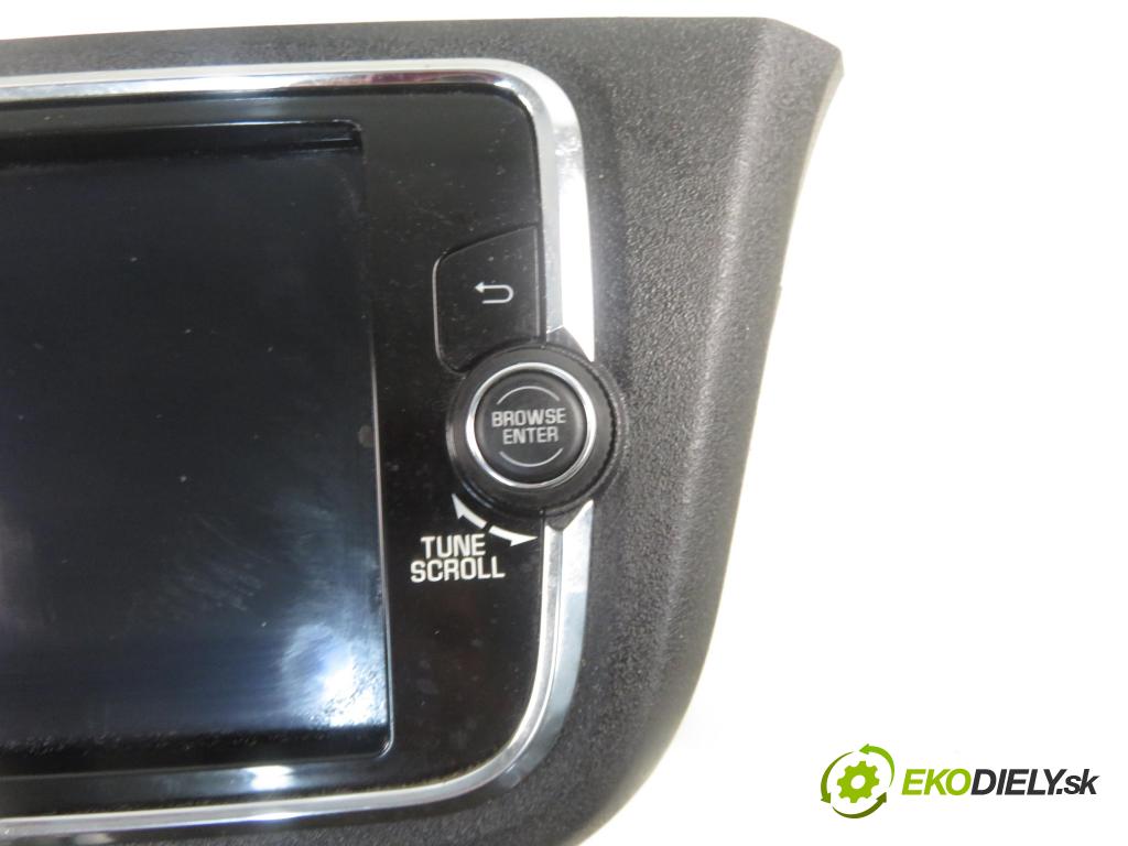 IVECO DAILY VI Furgon FURGON 2020 100,00 3.0 NaturalPower 136 - F1CFA401C 2998,00 RADIO 5802243444