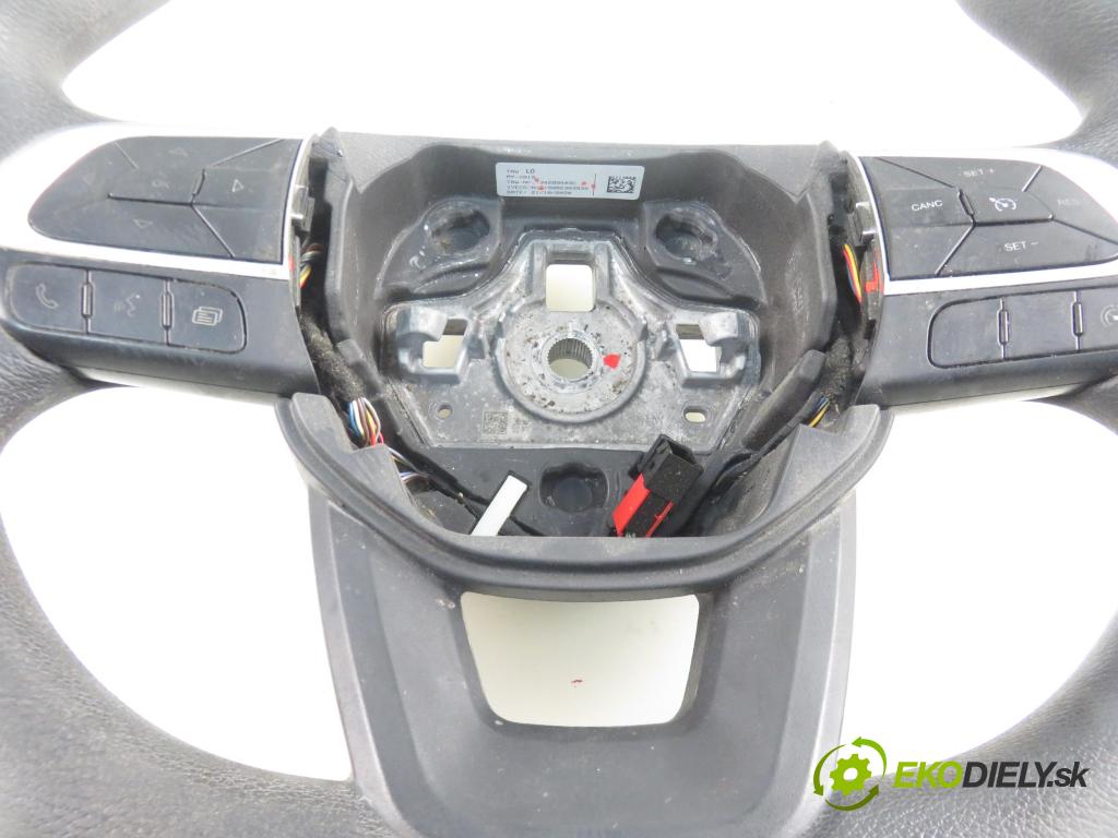 IVECO DAILY VI Furgon FURGON 2020 100,00 3.0 NaturalPower 136 - F1CFA401C 2998,00 Volant 5802303939 ; 34289403C (Volanty)