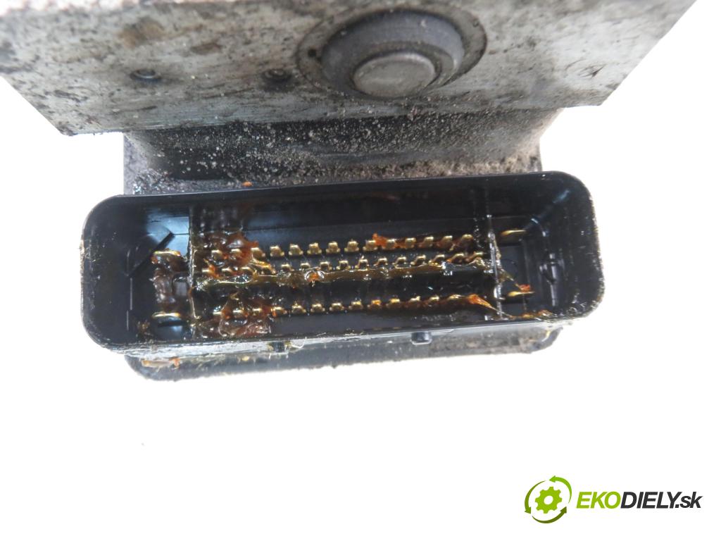 PEUGEOT 1007 (KM_) HB 2006 65,00 1.4 16V - KFU (ET3J4) 1360,00 Pumpa ABS 10096011543 ; 9654777580 ; 10020601974 (Pumpy ABS)