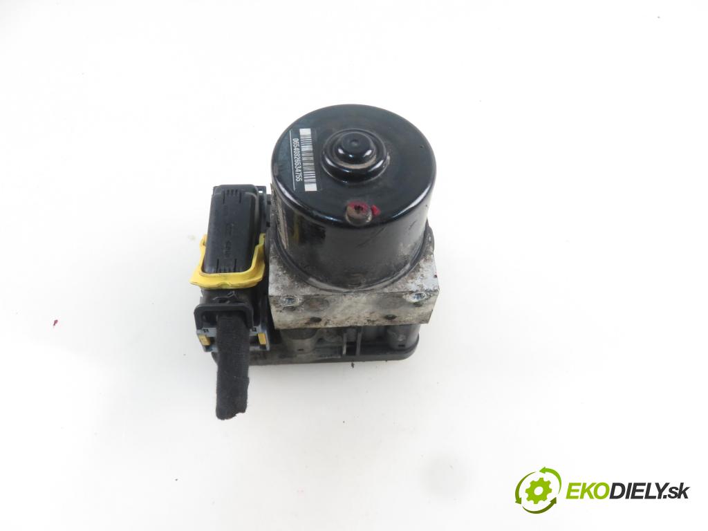 PEUGEOT 1007 (KM_) HB 2006 65,00 1.4 16V - KFU (ET3J4) 1360,00 Pumpa ABS 10096011543 ; 9654777580 ; 10020601974 (Pumpy ABS)