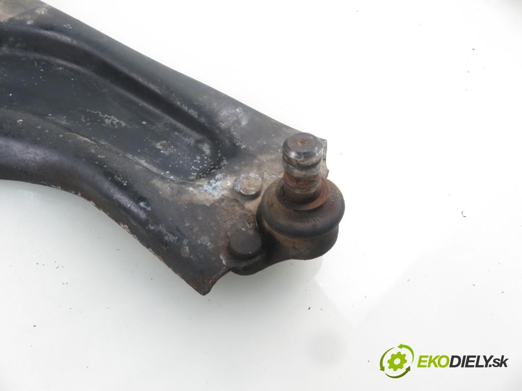 CITROEN C4 CACTUS CROSSOVER 2018 81,00 1.2 THP 110 - HNZ (EB2DT) 1199,00 Rameno PP