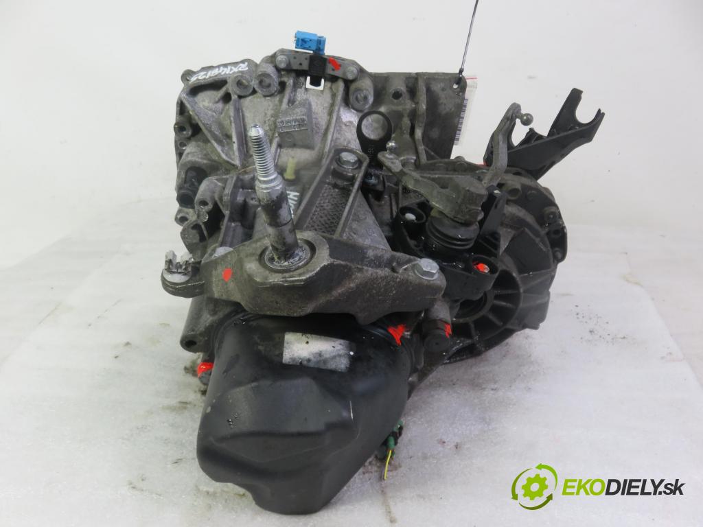 RENAULT CLIO III Grandtour (KR0/1_) KOMBI 2010 76,00 1.2 16V TCE - D4F 786 1149,00 Prevodovka MANUALNA JH3315