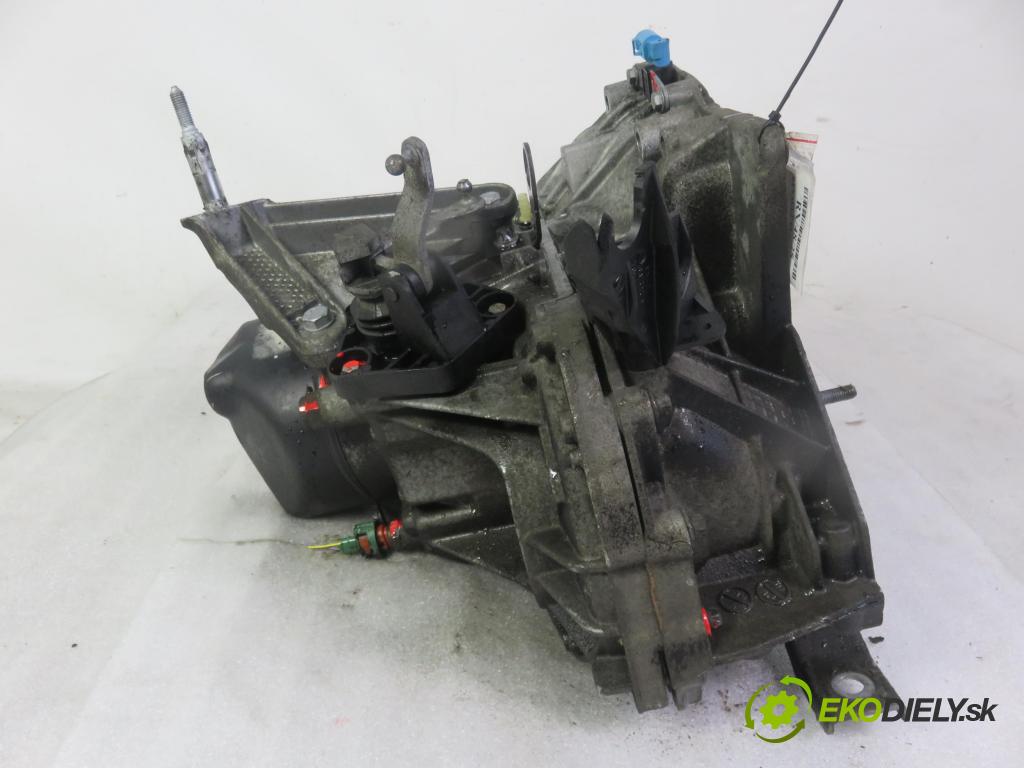 RENAULT CLIO III Grandtour (KR0/1_) KOMBI 2010 76,00 1.2 16V TCE - D4F 786 1149,00 Prevodovka MANUALNA JH3315