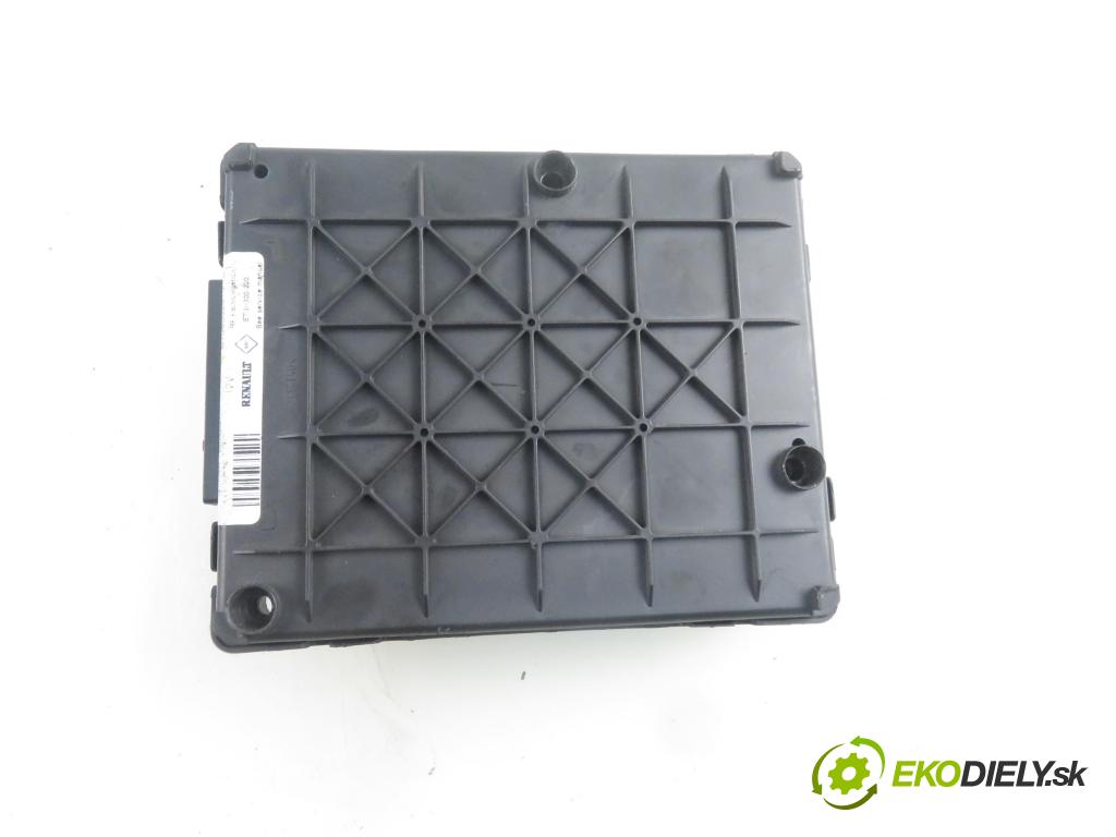 RENAULT SCENIC I (JA0/1_) MINIVAN 2000 72,00 1.9 dTi 98 - F9Q 736 1870,00 MODUL BSI S108502610E ; 8200029342B