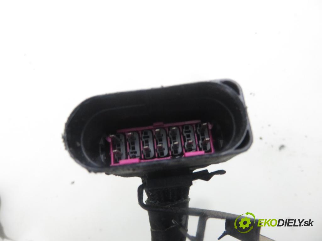 VW GOLF IV (1J1) HB 1999 74,00 1.9 TDI 4motion - ATD 1896,00 Posilovač 1J1614205 (Servočerpadlá, pumpy riadenia)