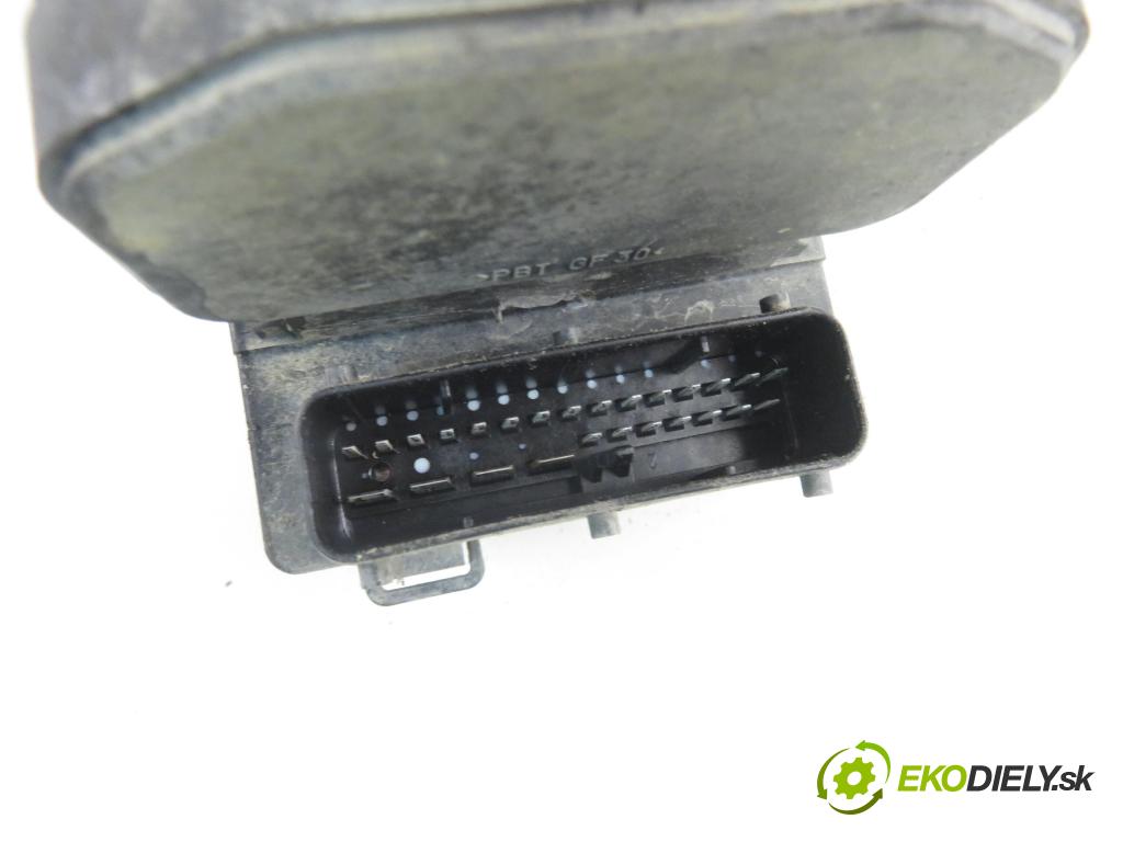 RENAULT SCENIC I (JA0/1_) MINIVAN 2000 72,00 1.9 dTi 98 - F9Q 736 1870,00 Pumpa ABS 0273004395 ; 7700432643 ; 0265216732 (Pumpa ABS)