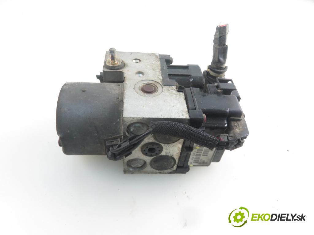RENAULT SCENIC I (JA0/1_) MINIVAN 2000 72,00 1.9 dTi 98 - F9Q 736 1870,00 Pumpa ABS 0273004395 ; 7700432643 ; 0265216732 (Pumpa ABS)